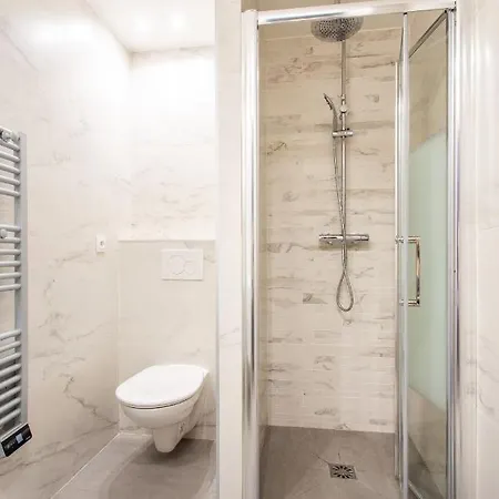 شقة فندقية Loft In The Marais 2*